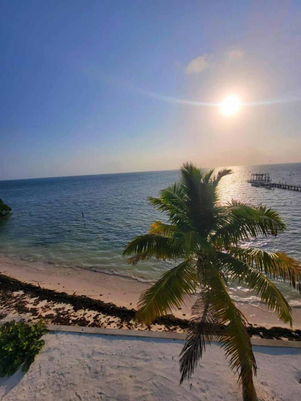 Island Magic Villas Caye Caulker Exterior photo